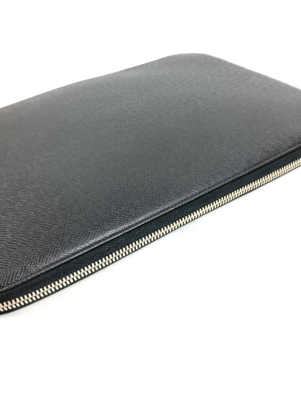 Louis Vuitton Pouch Computer Sleeve Taiga Leather Ardoise Black - Picture 5 of 9